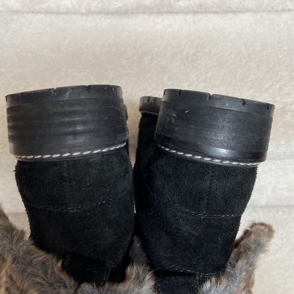 stuart weitzman bobsled suede combat / hiking fur lined boots - Picture 9 of 12
